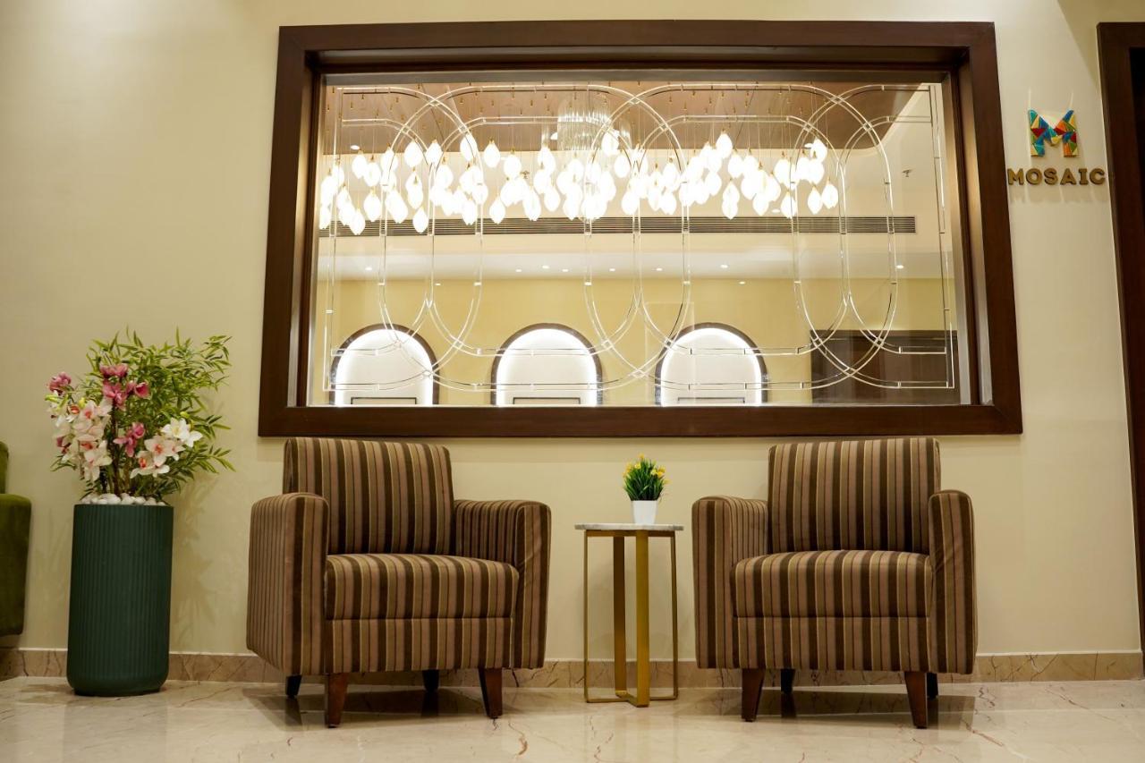 M2 Square By Monday Premium Hotel Нагпур Екстериор снимка